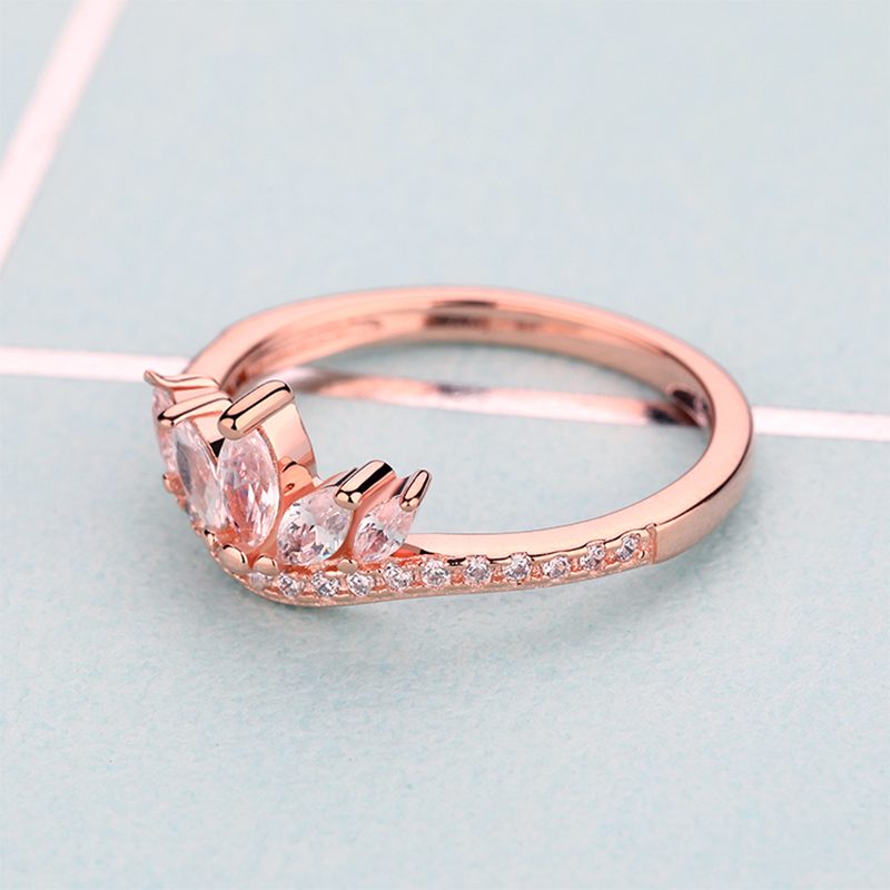 订婚钻石玫瑰金纯银结婚情侣戒指